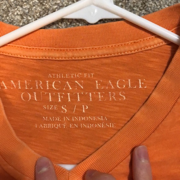 American Eagle T-Shirt - Picture 3 of 4